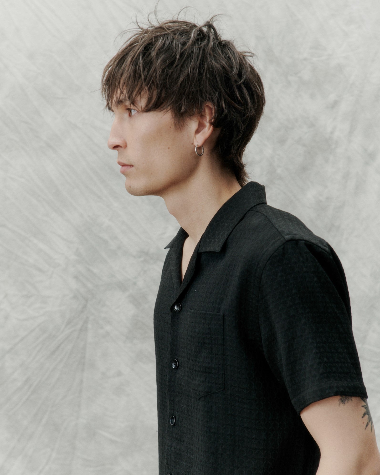 Black/black Cave Geo