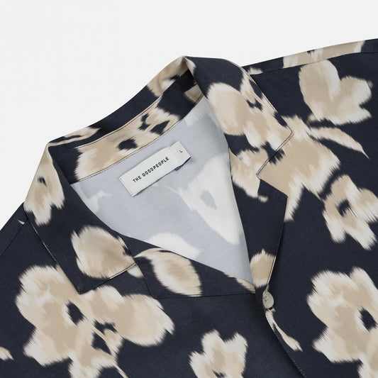 BEIGE BLACK FLOWER
