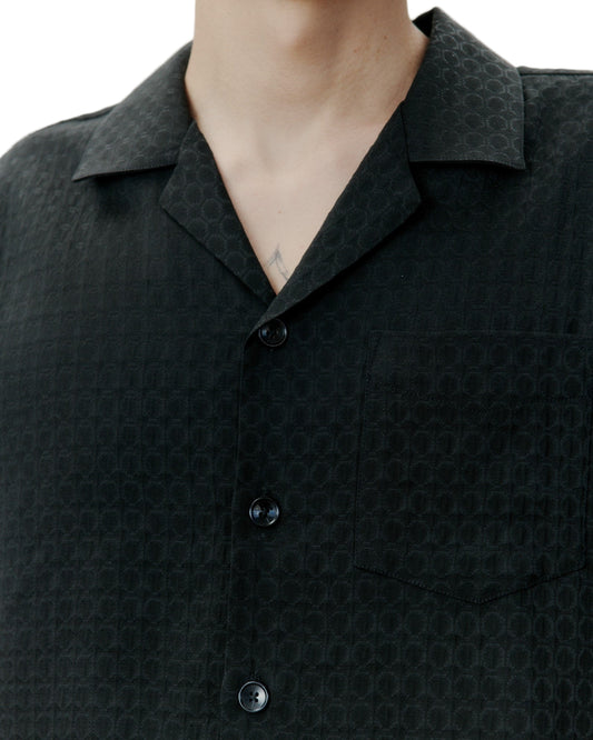 Black/black Cave Geo