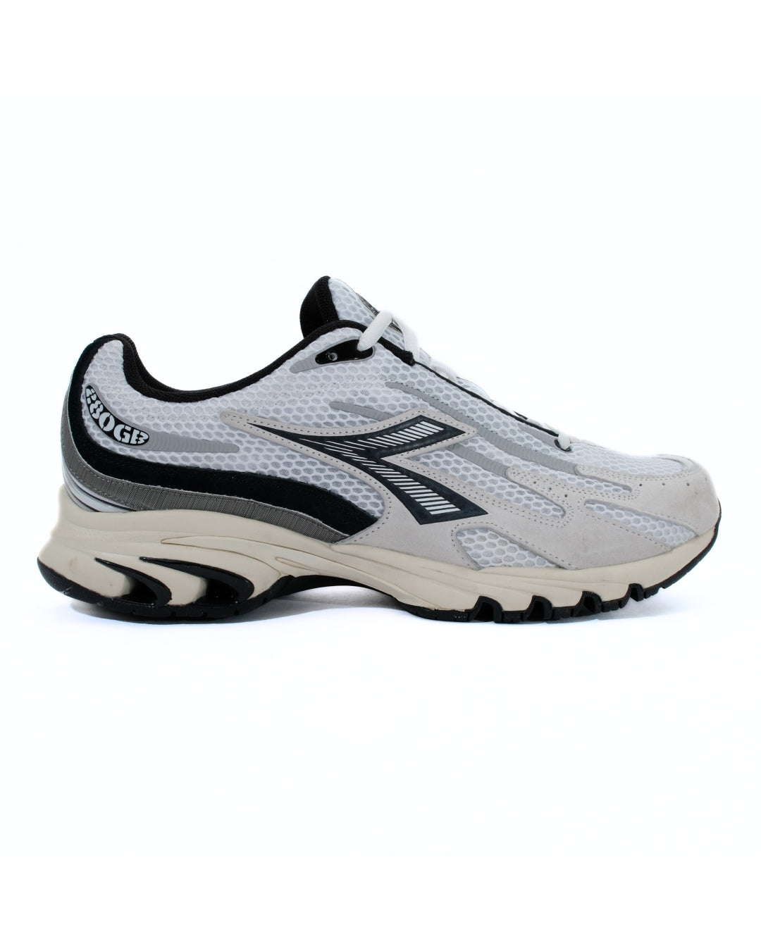 Mythos Propulsion Mesh Sneaker White Black