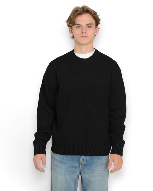 Essential Knitted Crewneck Pullover Black