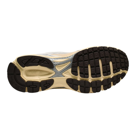 The Re-Run Vintage Snaeaker White/Brown