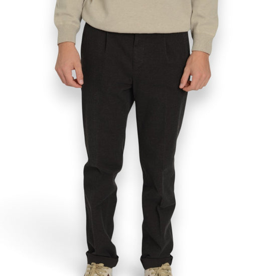 Peau de Peche Pince Trousers Dark Grey
