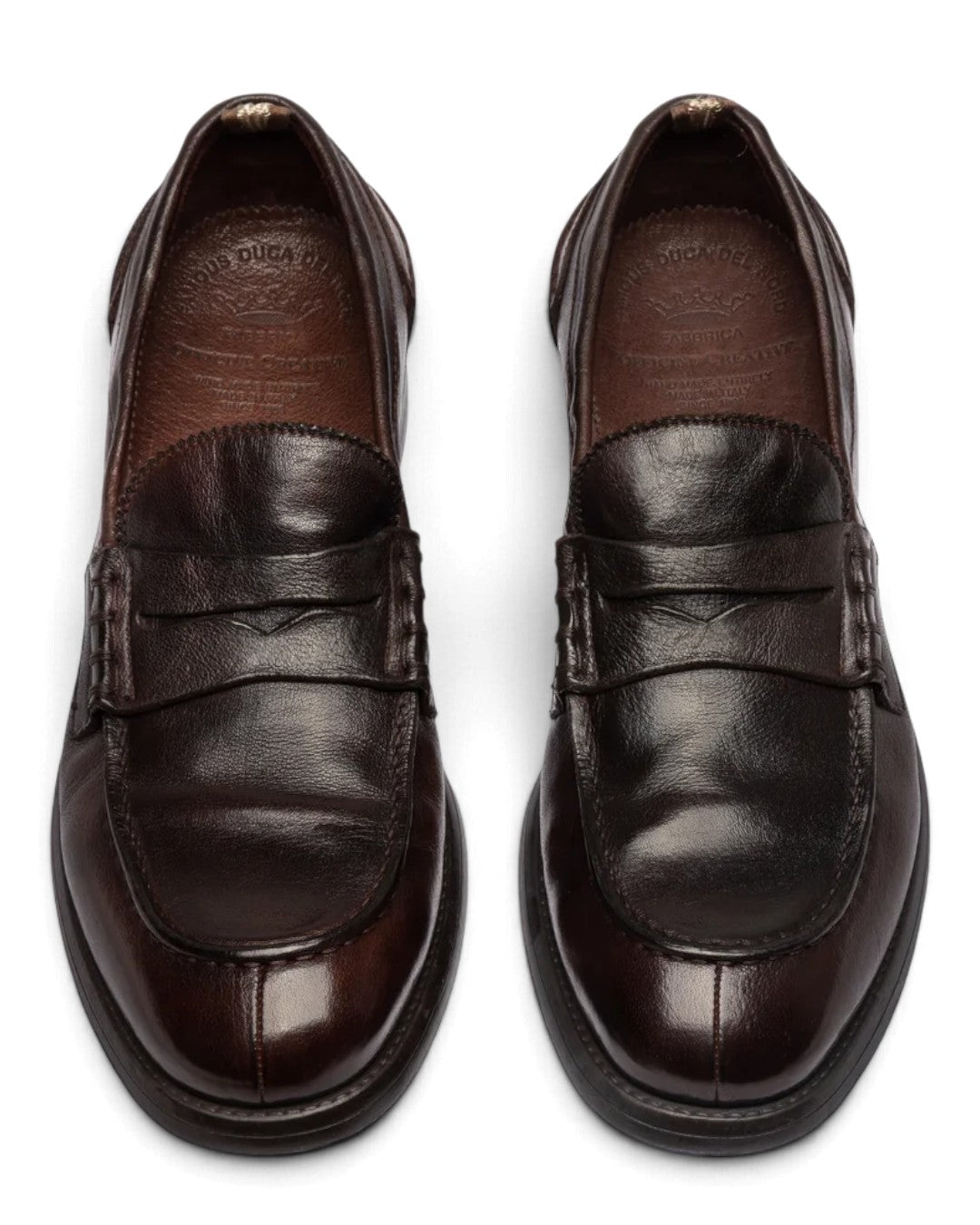 Chronicle  Shoe ignis T. Ebano