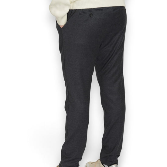Single Pleat Slim Tapered Anthracite Flannel  Fit Elastic Waistband