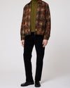Paul Smith Rust Textured Check Zip Overshirt gedragen met een effen olijfgroen shirt en donkere broek