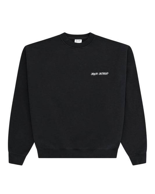 Arbor Antwerp Faded Flower Crewneck Black met boxy oversized fit