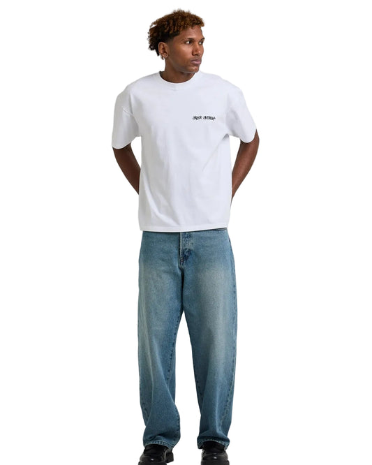 Arbor Antwerp Pixel Flower T-Shirt White met boxy oversized fit