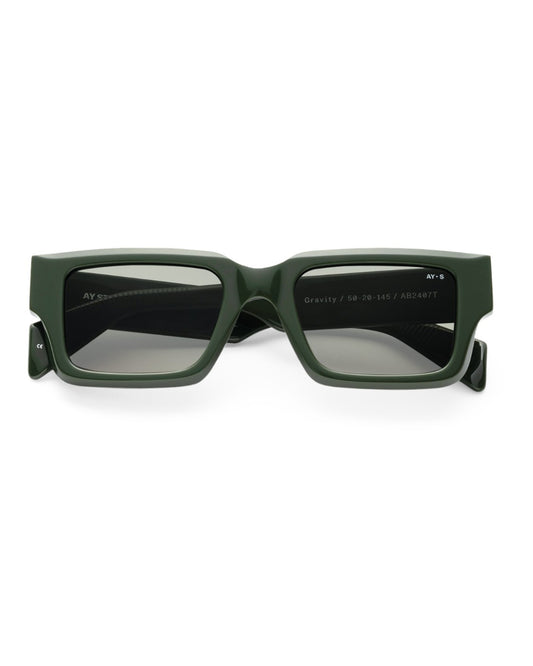 AY Studios Gravity Solid Military Green zonnebril, van voren met groen rechthoekig montuur