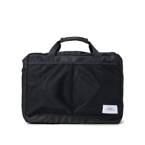 AY Studios Weekend Bag Black reistas, van voren met handgrepen en meshvakken