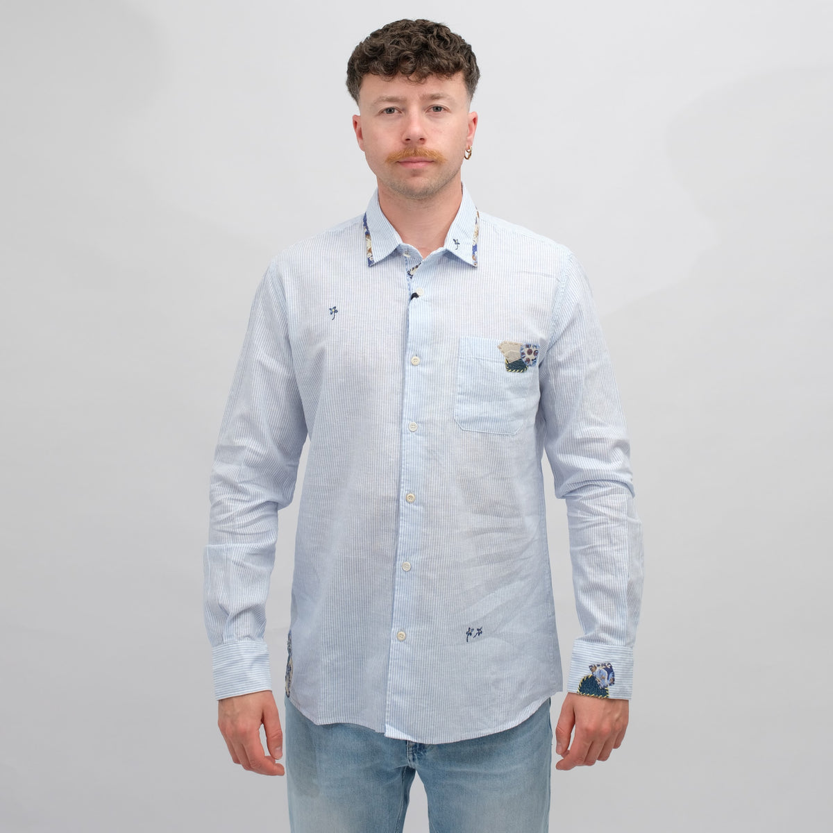 BOB Linen Embroidered Shirt Light Blue Stripe – vooraanzicht