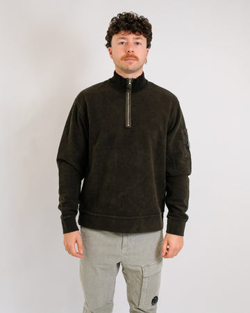 C.P. Company Light Fleece Polo Sweatshirt Dark Shadow – productbeeld 1