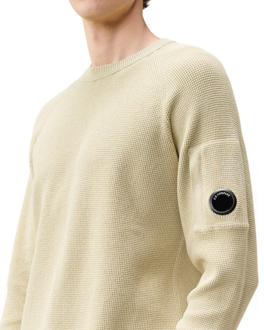 C.P. Company Waffle Knit Cotton Crewneck Sweater Silver Birch – productfoto 2 | Checkpoint Mol