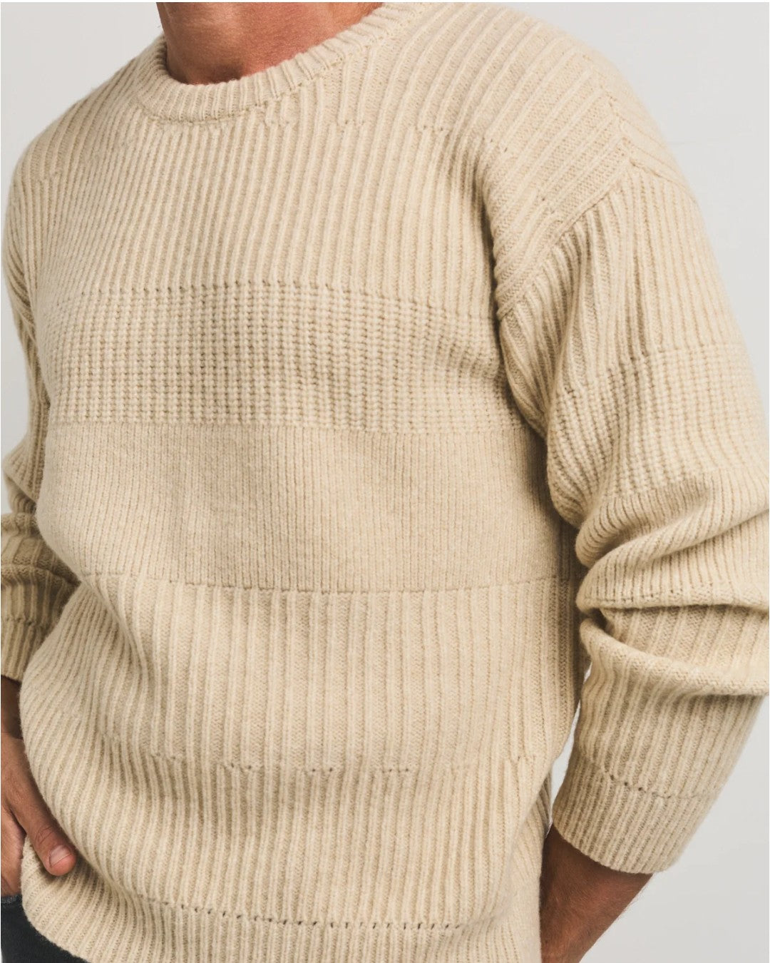 Achterkant Cesar Casier Anwar Baby Camel Oversized Sweater Ecru bij Checkpoint Mol