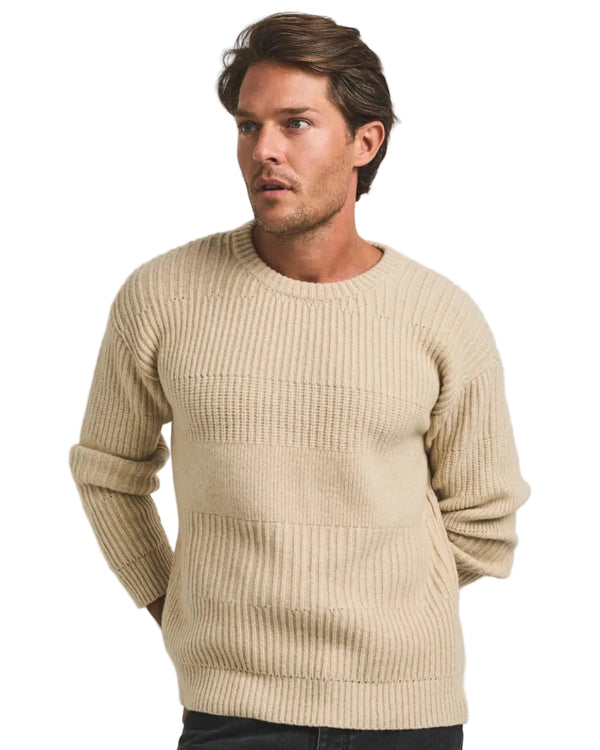 Cesar Casier Anwar Baby Camel Oversized Sweater Ecru bij Checkpoint Mol