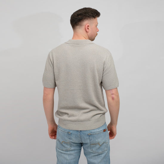 Closed Knitted Polo Cloud Grey – productbeeld 3