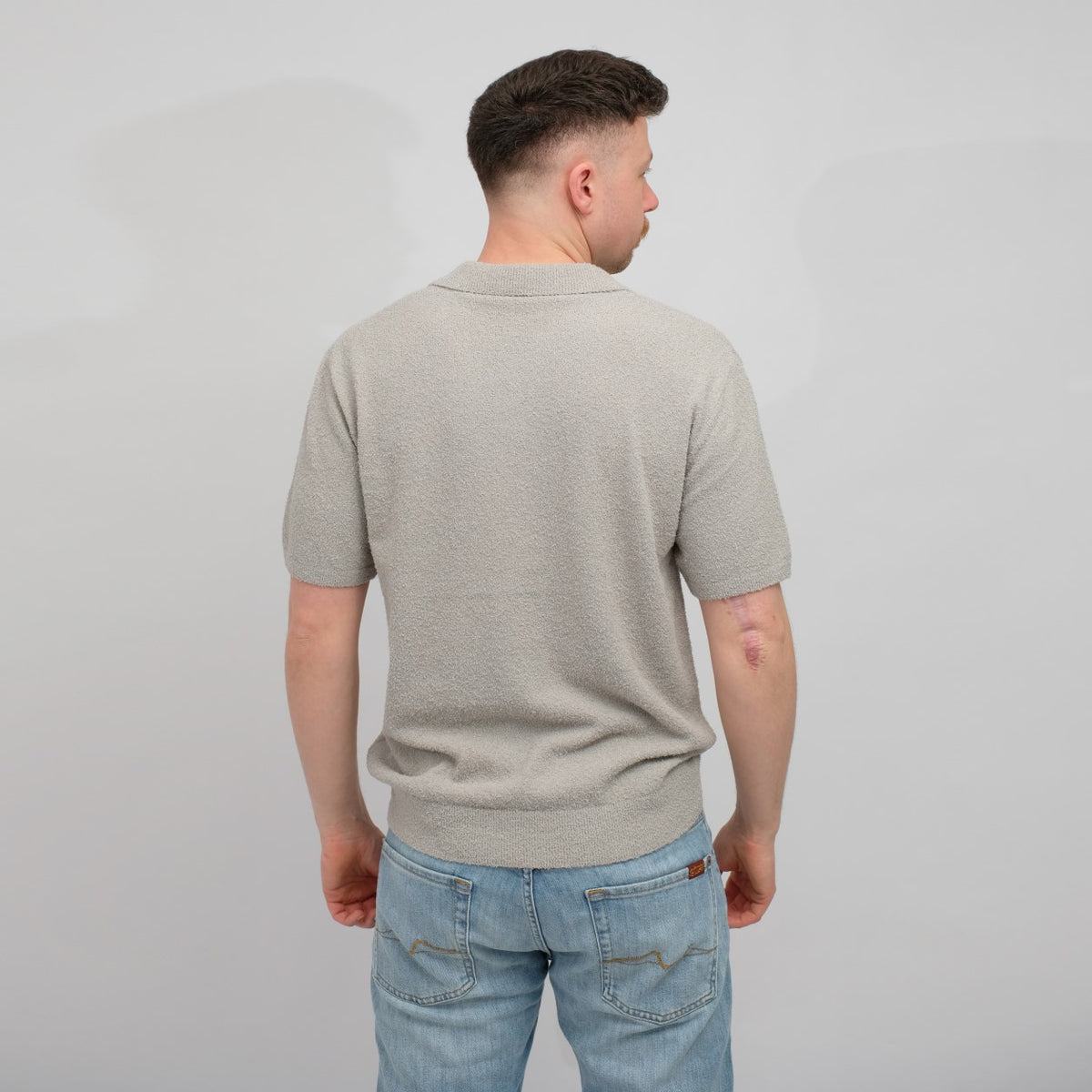Closed Knitted Polo Cloud Grey – productbeeld 3