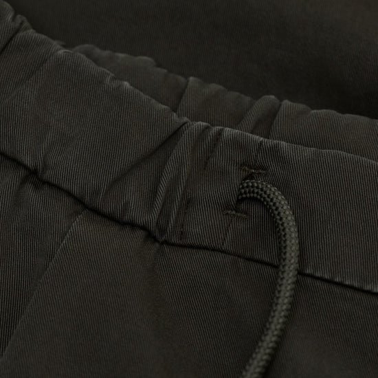 Closed Vigo Tapered Cotton Broek Dark Olive Green productfoto 6