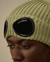 C.P. Company Extrafine Merino Wool Goggle Beanie Tea achteraanzicht