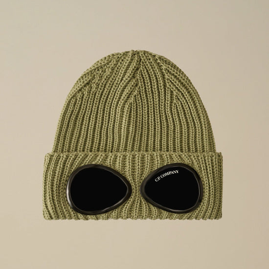 C.P. Company Extrafine Merino Wool Goggle Beanie Tea vooraanzicht