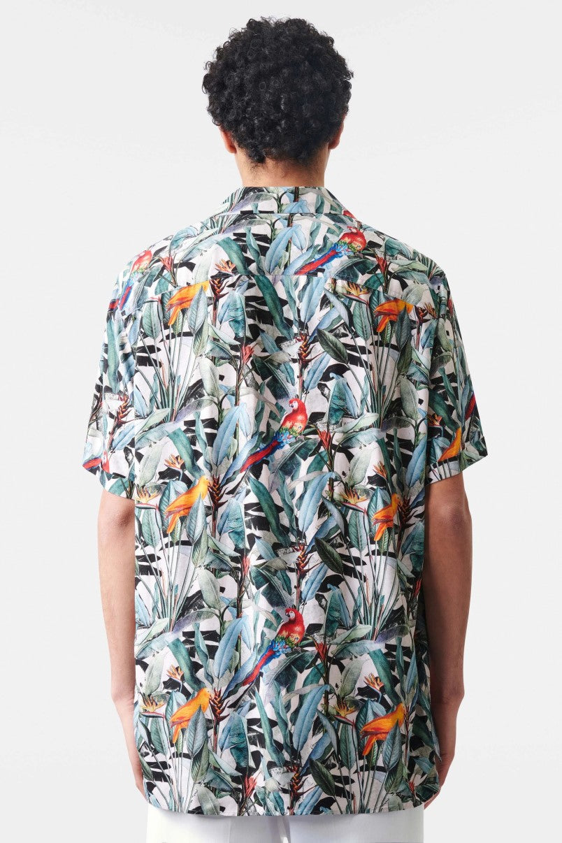 Drykorn Bijan 2 hemd met jungleprint, gedragen achteraanzicht