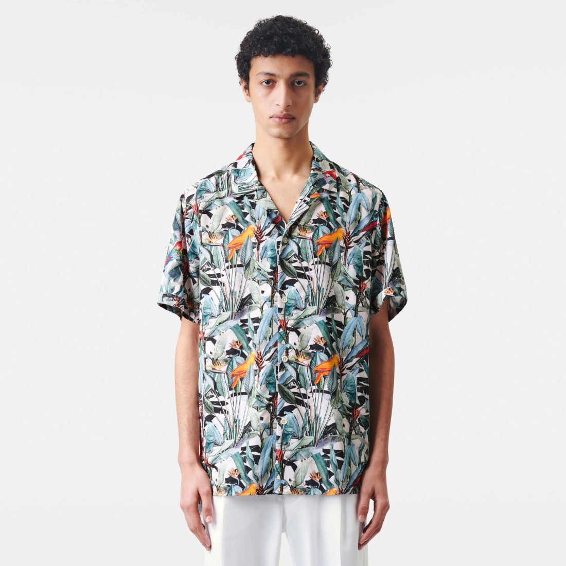 Drykorn Bijan 2 hemd met jungleprint, gedragen vooraanzicht