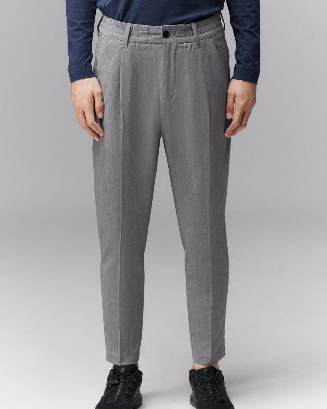 Drykorn Chasy pantalon grijs, gedragen vooraanzicht