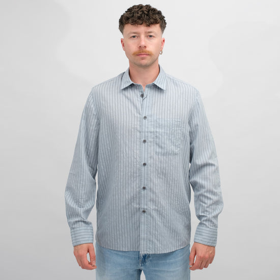 DRYKORN Light Blue Hecto Popeline Shirt – vooraanzicht