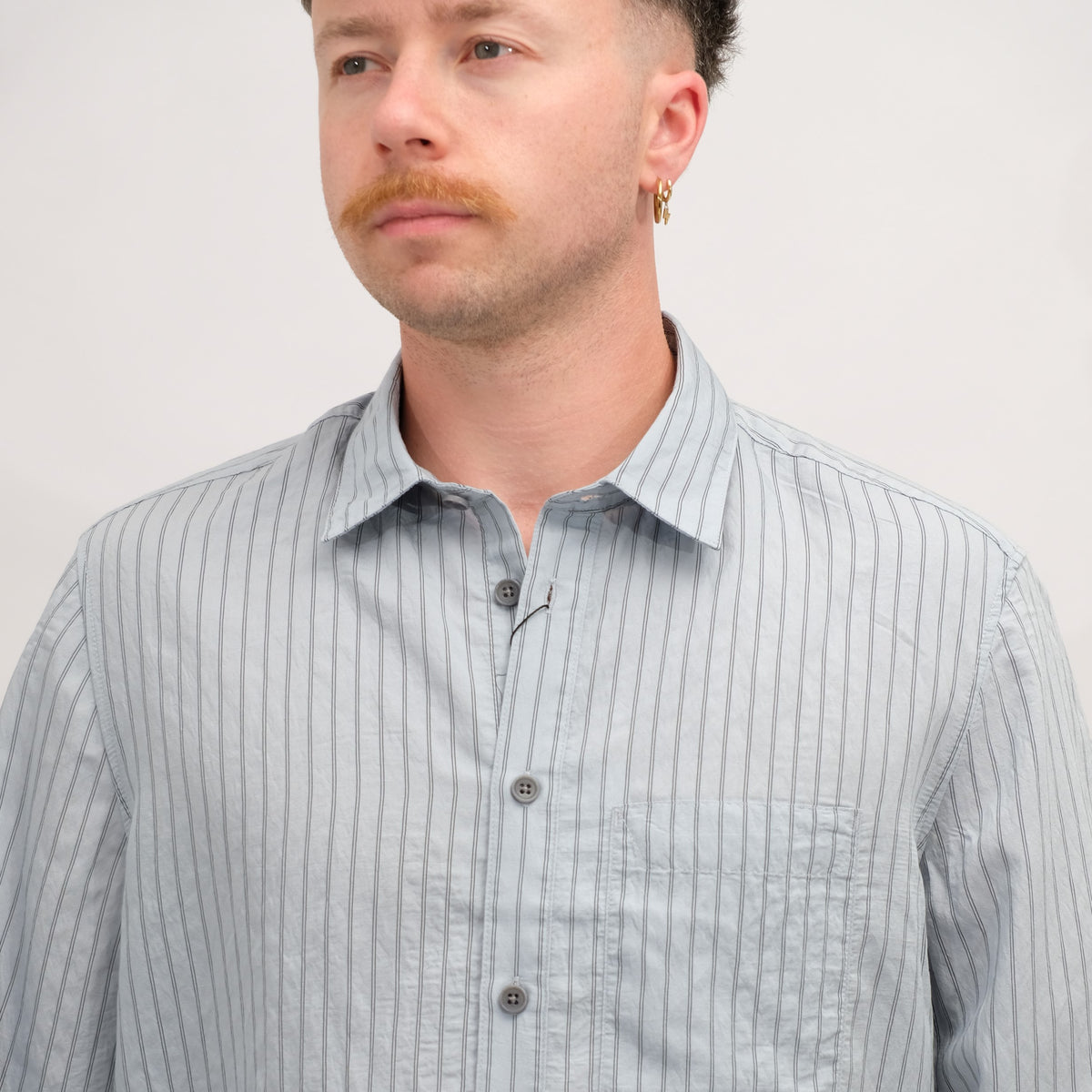 DRYKORN Light Blue Hecto Popeline Shirt – productbeeld 4