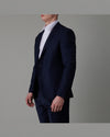 Drykorn Irving blazer navy, gedragen driekwart-vooraanzicht