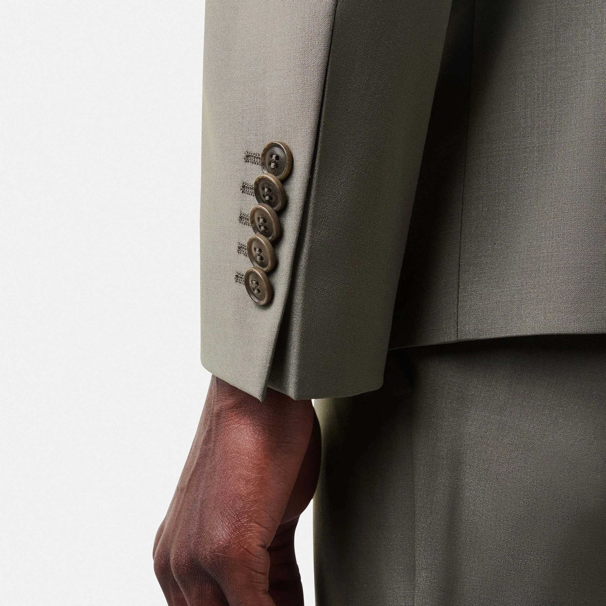 Drykorn Irving blazer groen, detail mouwknopen