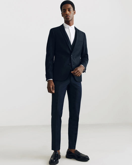 Drykorn Piet pantalon navy, gedragen volledig vooraanzicht