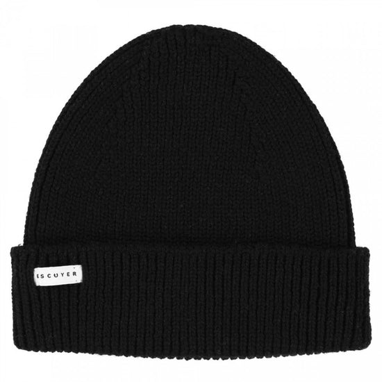 Escuyer Ribbed Merino Beanie muts in zwart – vooraanzicht met omgeslagen boord