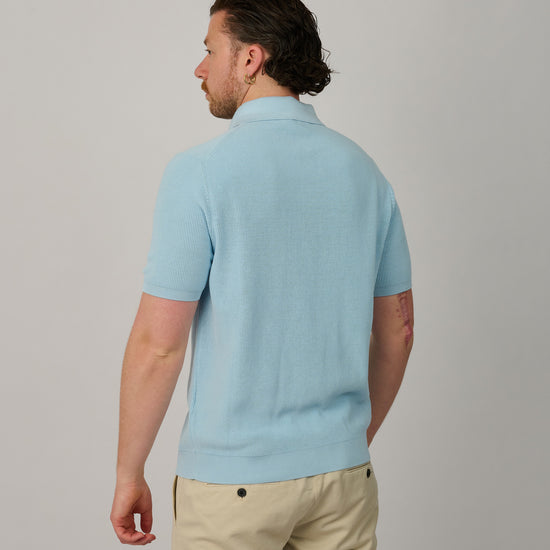 Galleria Roma Polvere knitted polo lichtblauw - detail