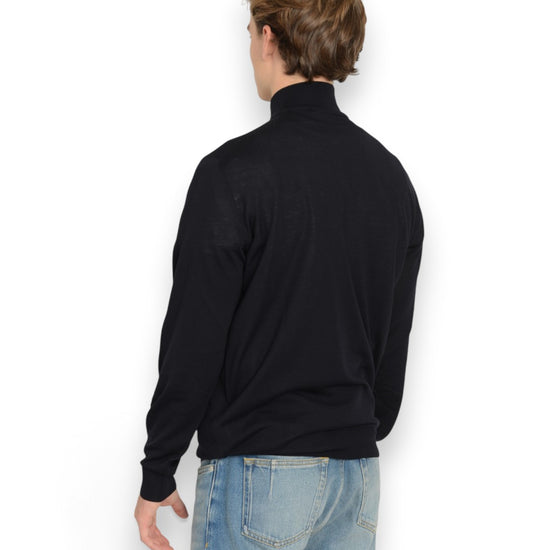 Galleria Roma Royal Merino Half Zip Pullover Navy gedragen door Alexander — achteraanzicht