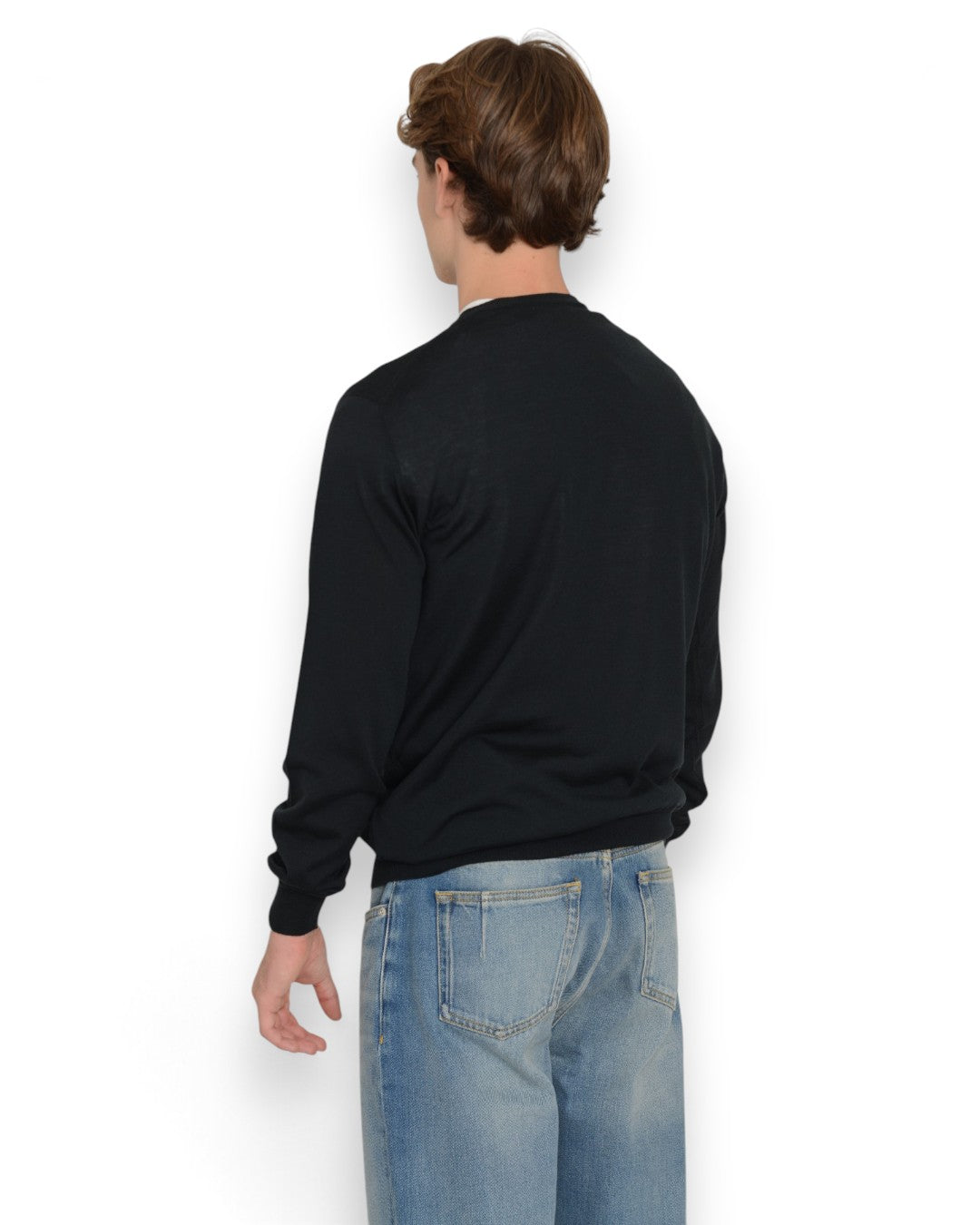 Galleria Roma Royal Merino Roundneck Pullover Verde Scuro gedragen door Alexander — achteraanzicht