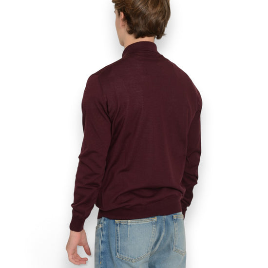 Galleria Roma Royal Merino Zip Poloshirt Marsala gedragen door Alexander — achteraanzicht