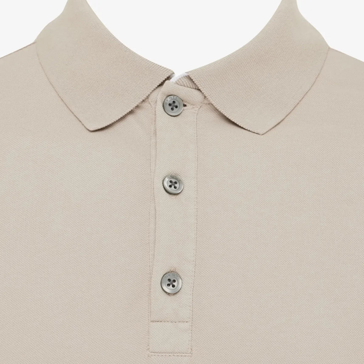 Genti lichtbruine jersey polo, detail kraag en knopen