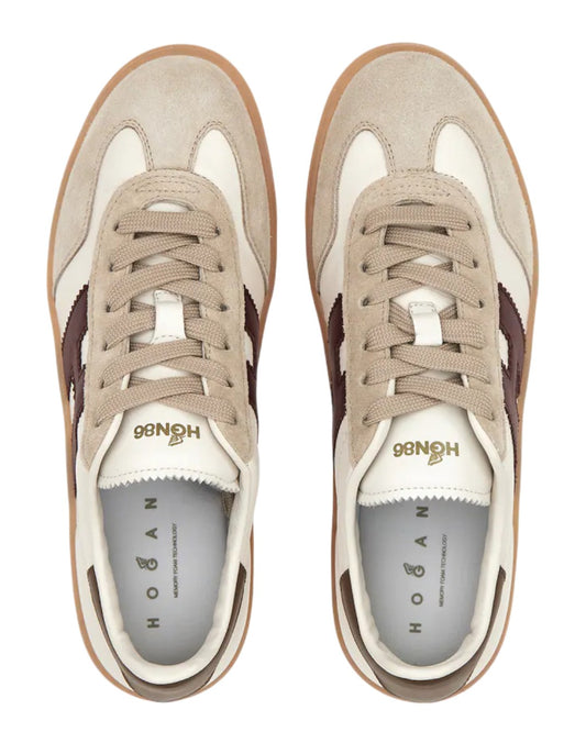 Detail van de zool van de Hogan Cool Sneakers White Burgundy