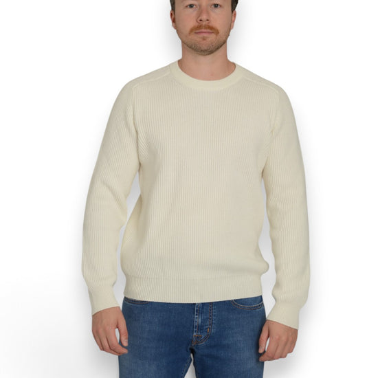 La Fileria Wool Cashmere Blend Crewneck White — vooraanzicht op model