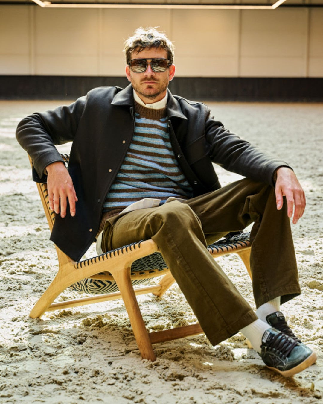 Mos Mosh Gallery gestreepte knit met bruine Duno jas en khaki corduroy broek