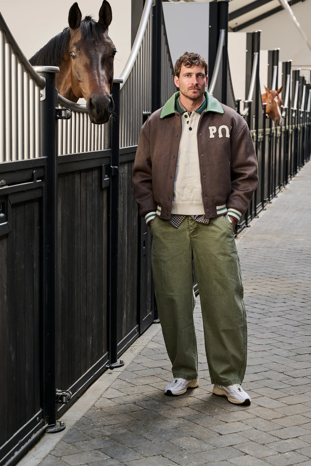 Look 03 — The Varsity Stable — The Hidden Estate bij Checkpoint Mol