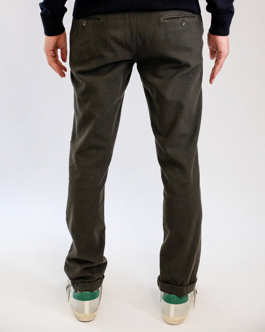 Mason's Dark Brown Torino Thin Check Regular Fit Trousers, gedragen achteraanzicht