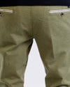 Mason's Dark Green Torino Regular Fit Trousers, gedragen detail achterzakken