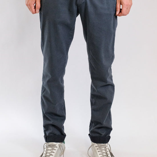 Mason's Grey Torino Regular Fit Trousers, gedragen vooraanzicht