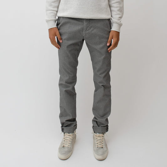 Mason's Torino New Pinpoint broek Light Grey, gedragen volledig vooraanzicht