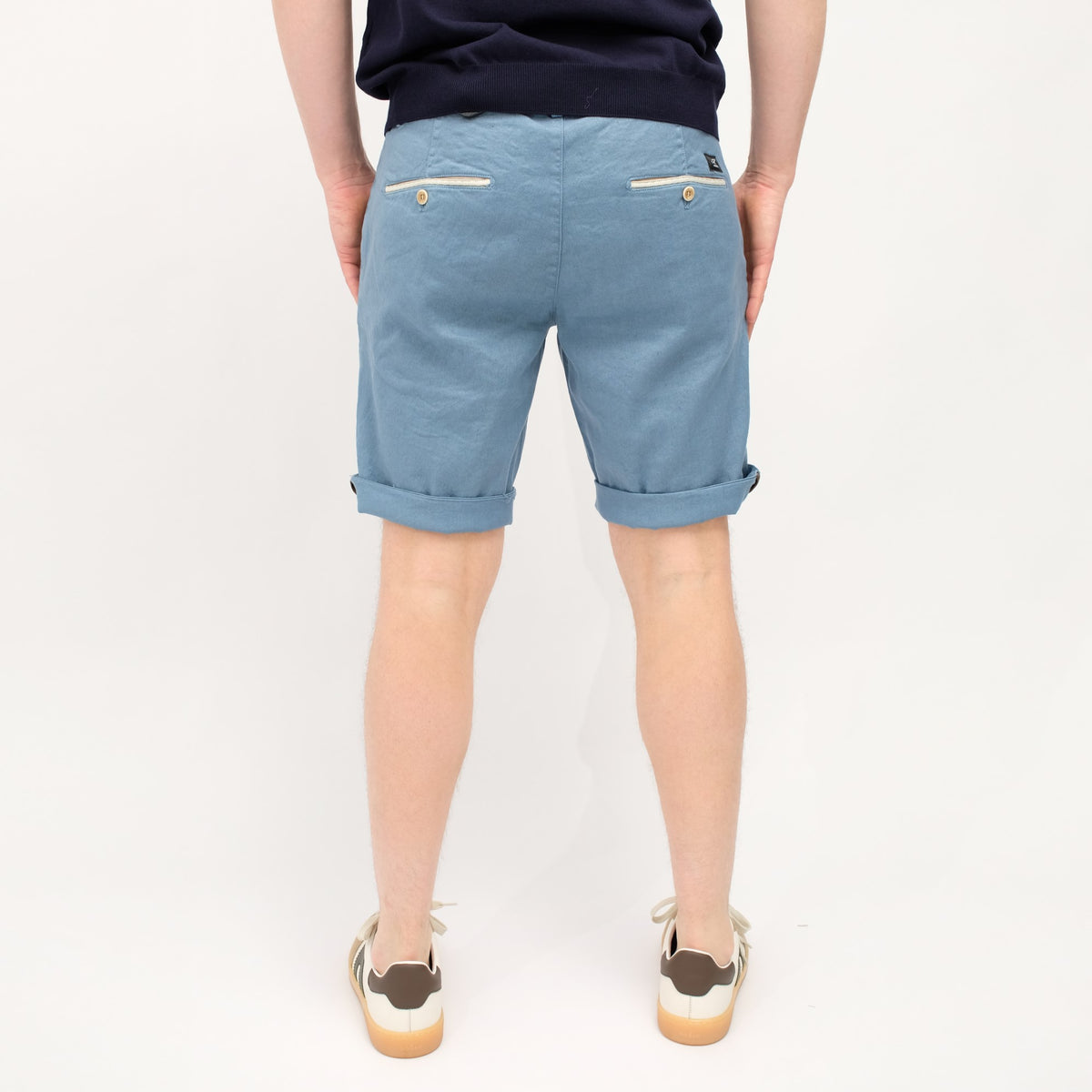 Mason's Torino Oxford Linen Regular Fit Shorts Blue, gedragen achteraanzicht