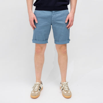 Mason's Torino Oxford Linen Regular Fit Shorts Blue, gedragen vooraanzicht