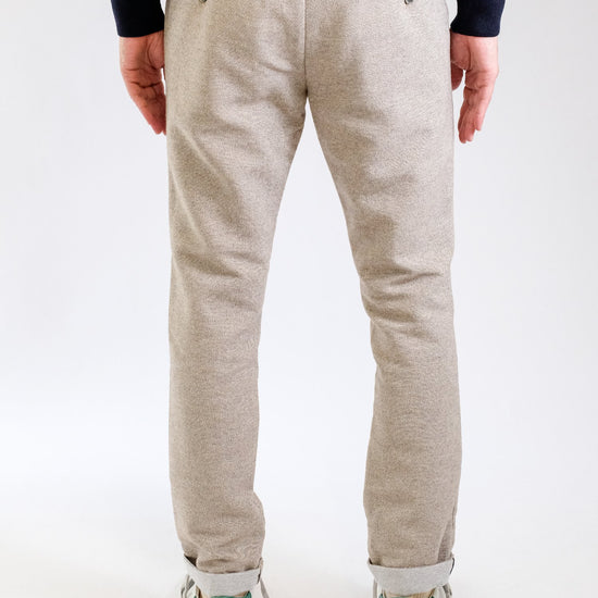 Mason's Torino Wool Blend Herringbone Trousers Ecru Beige, gedragen achteraanzicht
