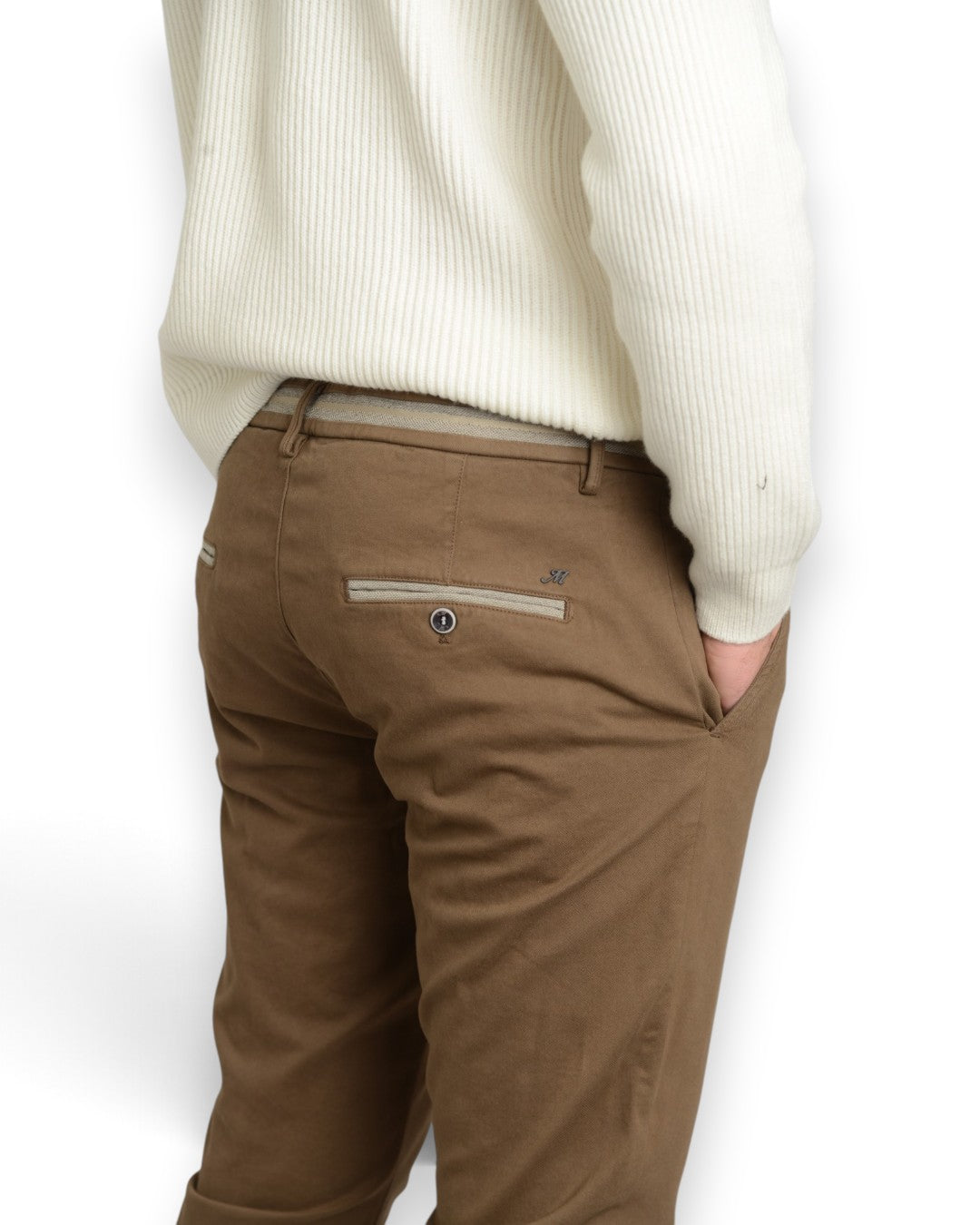 Mason's Torino Elegance Camel - detail van riga-afwerking